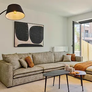  Vakantiehuis Huswell - Spacious Family Retreat With Terrace